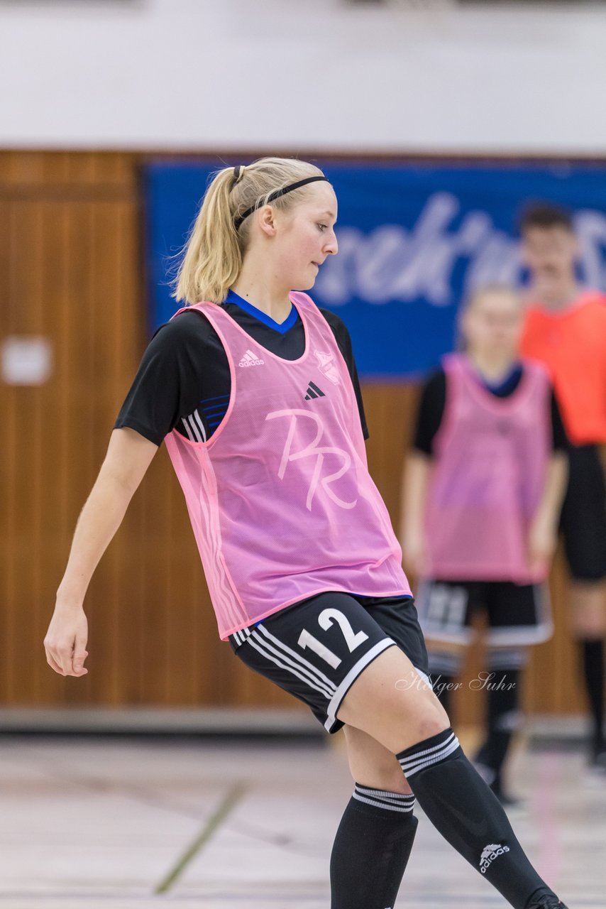 Bild 321 - VR Bank Cup Horst
